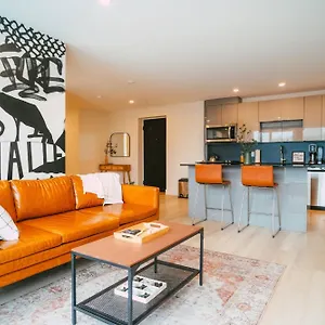 Chic Cozy Retreat - 2br - Stunning North End Views Halifax